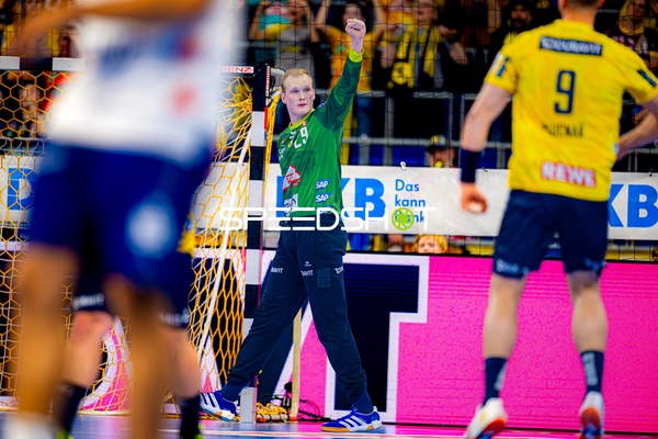 Torwartabwehr David Späth (29;Rhein Neckar Löwen), 