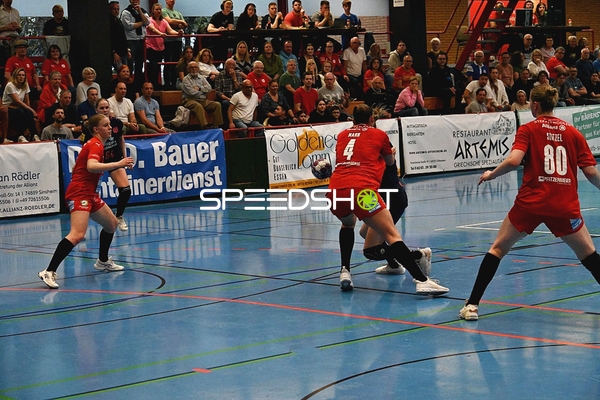 Verteidigung im Spiel zwischen Kurpfalz Bären und Mainz 05