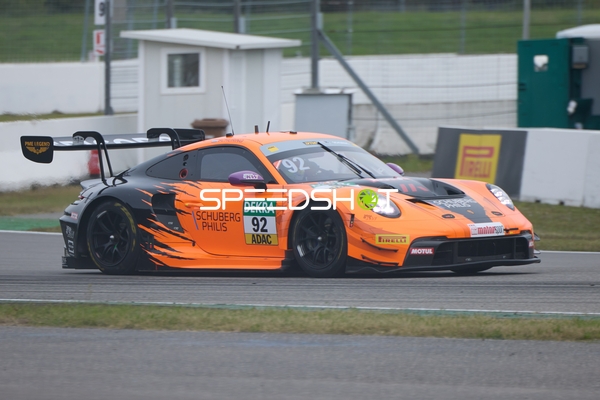 Rennfahrzeug auf dem Hockenheimring