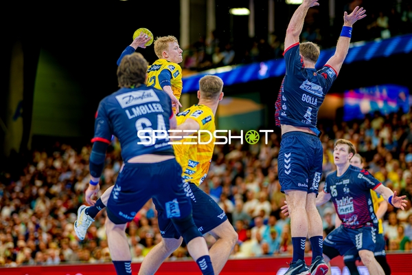 Wurf 12; Rhein Neckar Löwen gegen 64; SG Flensburg Handewitt, 3; SG Flensburg Handewitt