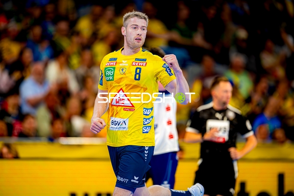 Torjubel Tim Nothdurft (8;Rhein Neckar Löwen)