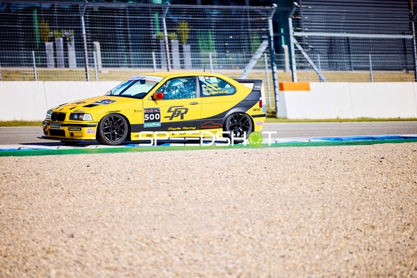 Ivan Tochev fährt im 318ti Cup auf dem Hockenheimring