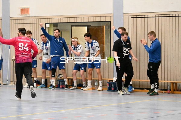 Jubelszene bei TVE - Edinger Haie