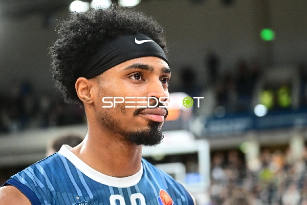 Michael Weathers (20; MLP Academics Heidelberg) in Nahaufnahme