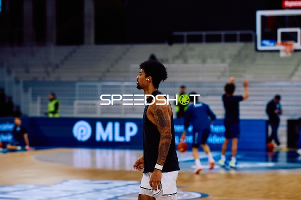 Spieler beim Aufwärmen