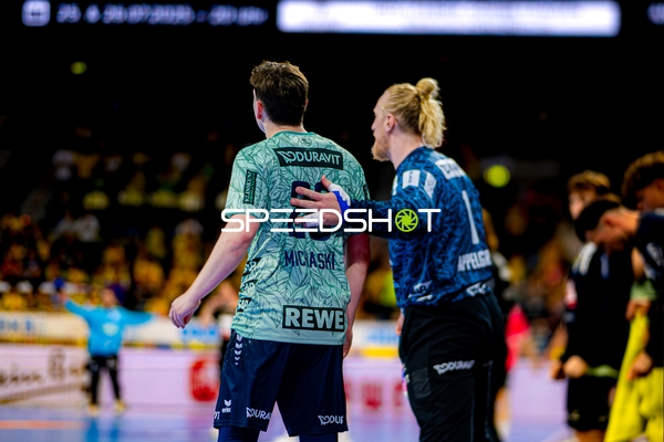 Kommunikative Geste zwischen Spielern