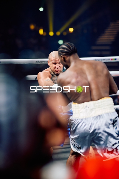 Boxer im Ring beim Schlagabtausch