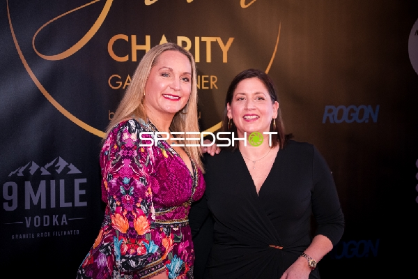 Networking beim Charity Gala Dinner