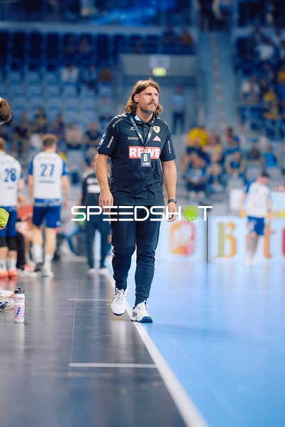Trainer am Spielfeldrand Dragan Jerkovic (98;Rhein Neckar Löwen)