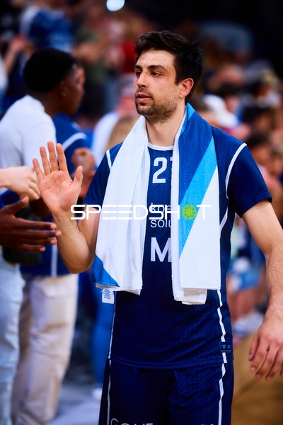 Spielergruß Mateo Šerić (21;MLP Academics Heidelberg)