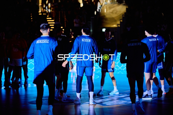 Aufwärmen MLP Academics Heidelberg Spieler