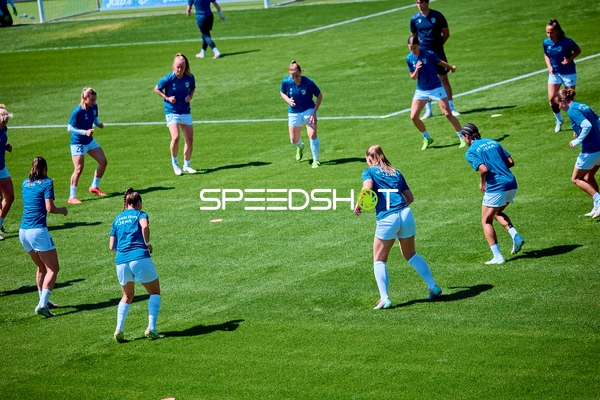 Aufwärmen ohne Hauptakteure