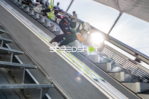 Two-Nights Tour Skispringen Damen