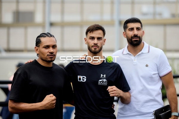 Ringside-Zone Face-Off