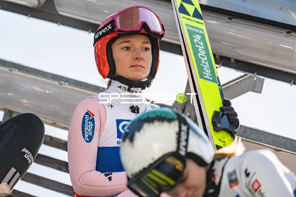 Two-Nights Tour Skispringen Damen