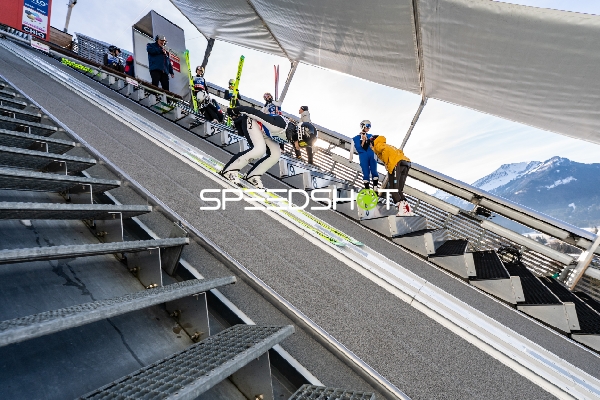 Two-Nights Tour Skispringen Damen