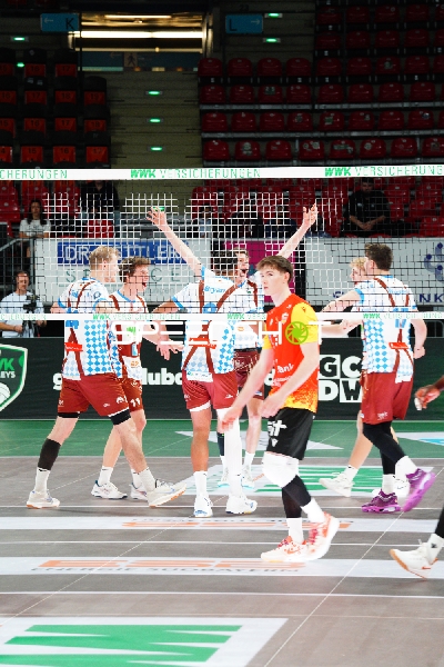 Spielszene mit Denir Hadzic (3; BADEN VOLLEYS SSC Karlsruhe)