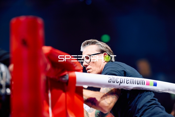 Trainer an der Ringside Zone