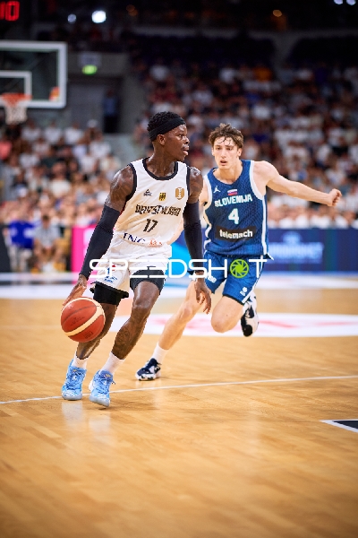 Duell  gegen Mark Padjen (4; Slowenien)