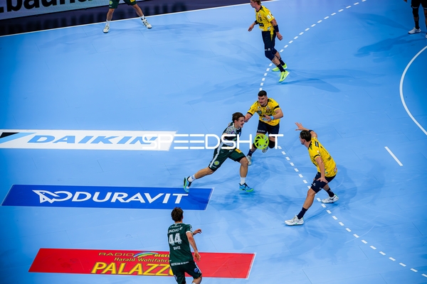 Stephan Seitz (44; ThSV Eisenach) im Gegenstoß