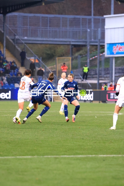 Zweikampf um den Ball