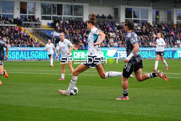 Ballkontrolle und Verteidigung