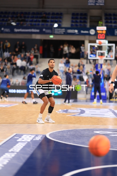 Basketball-Szene mit Ball