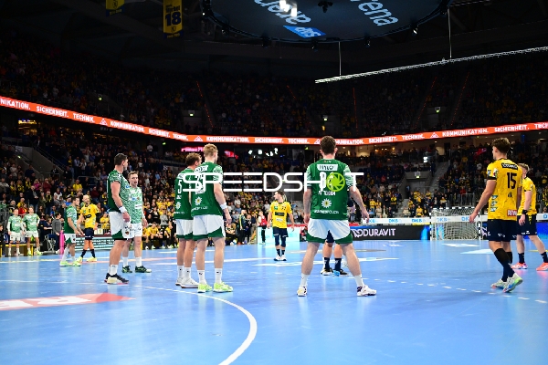 Lasse Andersson (11; Füchse Berlin) in der Abwehr