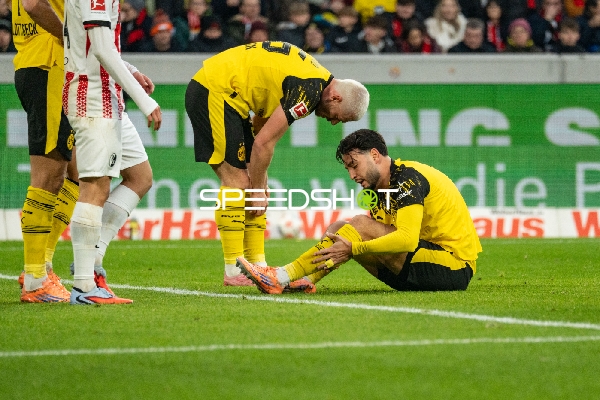 Verletzung bei Ramy Bensebaini (5; Borussia Dortmund)