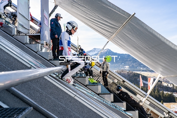 Two-Nights Tour Skispringen Damen