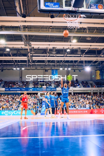 MLP Academics dominieren am Freiwurflinie