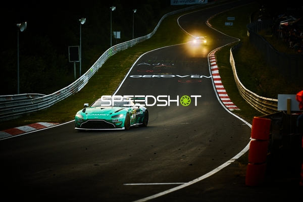 Rennfahrzeug auf der Nordschleife