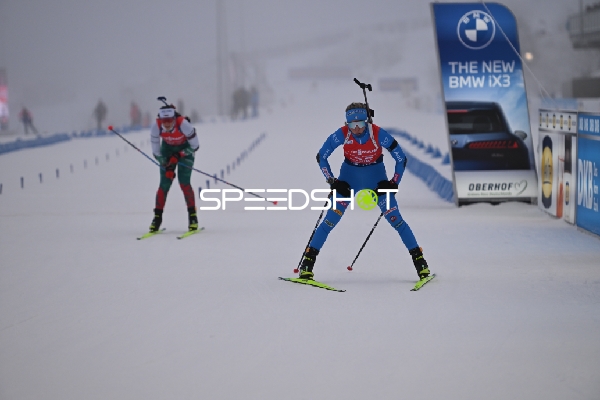 Hanna OEBERG Hanna OEBERG (44; Biathlon Frauen) führt Sprint