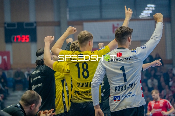 18; TVB 1898 Stuttgart und 1; TVB 1898 Stuttgart jubeln