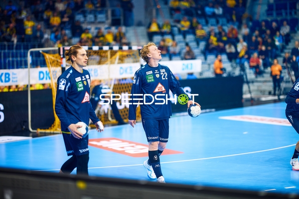 Aufwärmen der Spieler vor dem Spiel