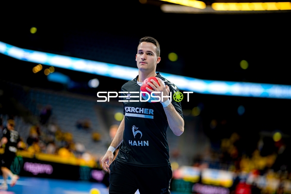 Spieler prellt den Ball