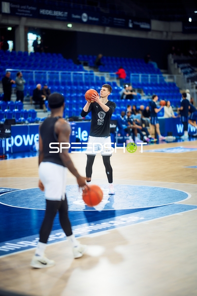 Zwei Spieler mit Ball