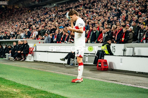 Spieler am Spielfeldrand