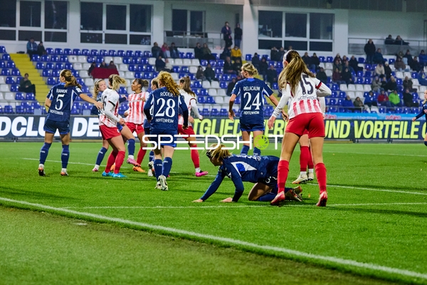 Zweikampf um Ballbesitz