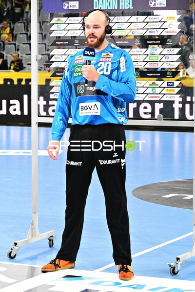 Mike Jensen (20; Rhein Neckar Löwen) gibt Interview