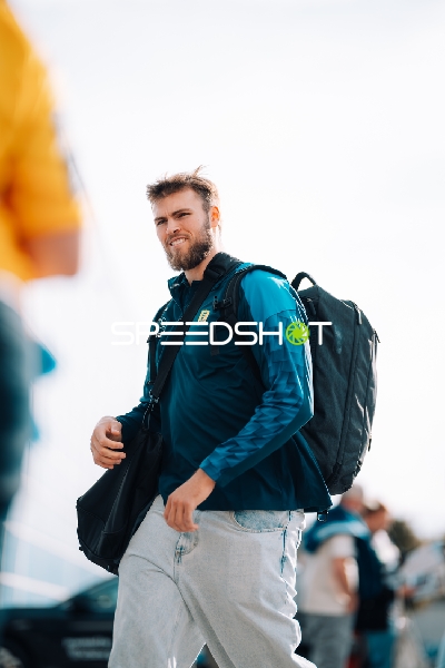 Steven Plucnar Jacobsen (9; Rhein Neckar Löwen) positioniert sich