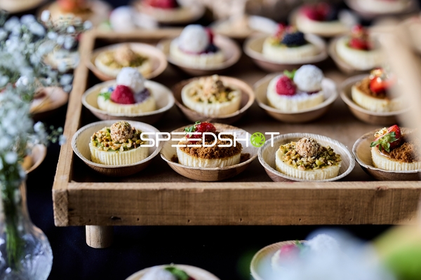 Ringside-Zone Face-Off