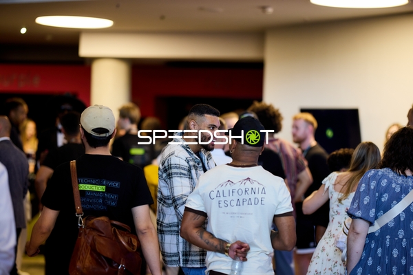 Ringside-Zone Face-Off in Heidelberg