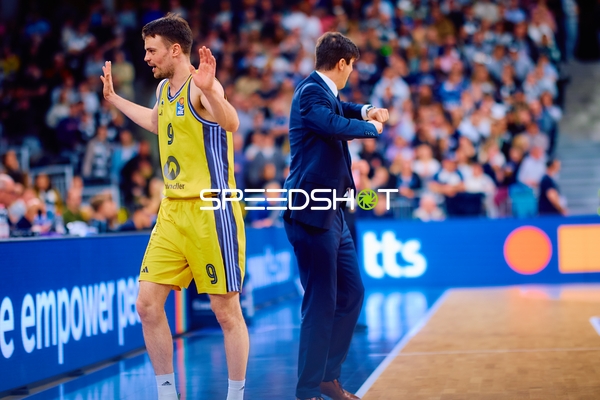 Alba Berlin Spieler Nummer 9 im Gespräch