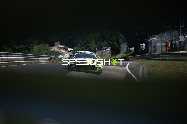 Rennfahrzeug auf der Nordschleife