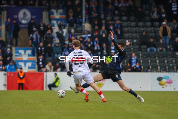 Zweikampf um den Ball