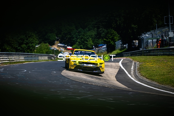 Rennfahrzeug auf der Nordschleife