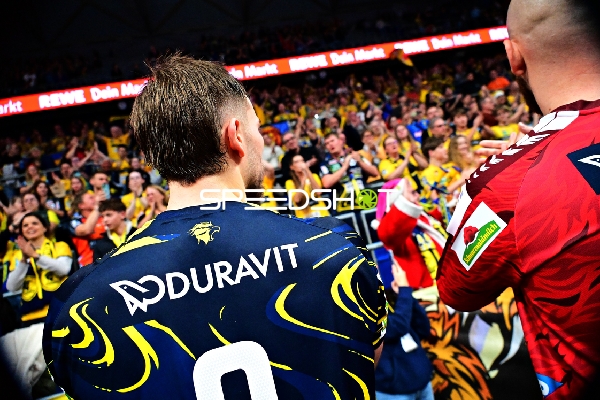 Fan-Szene in der SAP Arena