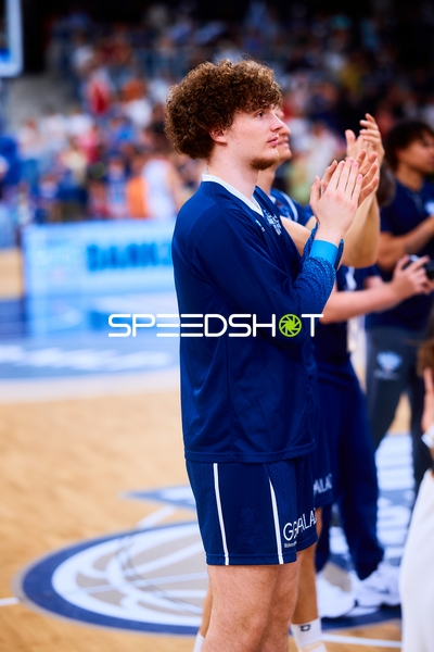 Applaus Evan Rietsch (7;MLP Academics Heidelberg)