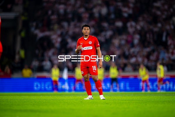 Joel Chima Fujita auf dem Feld